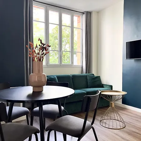 Yays Zola By Numa Aparthotel