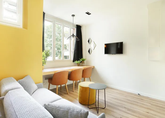 Yays Zola By Numa 4*