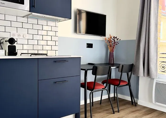 Yays Zola By Numa Париж