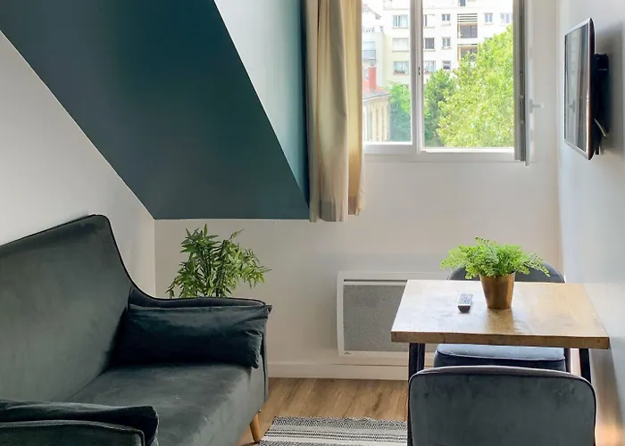 Апарт-отель Yays Zola By Numa 4*