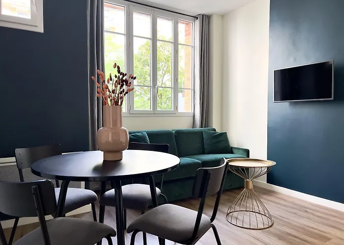 Апарт-отель Yays Zola By Numa 4*