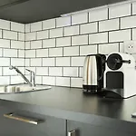Yays Zola By Numa Apart Otel Paris